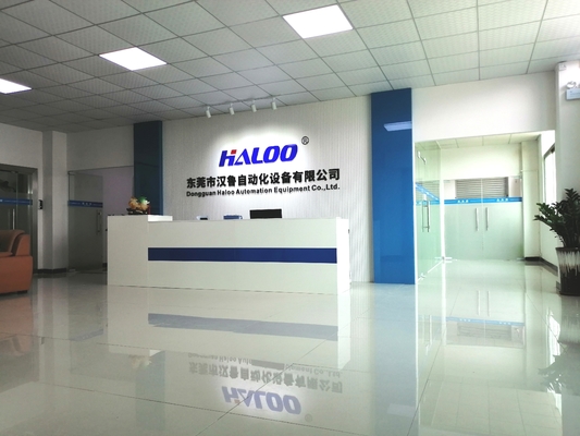 Máy bán kem mềm tự phục vụ 24 giờ không người lái Máy bán kem tự động robot tự động